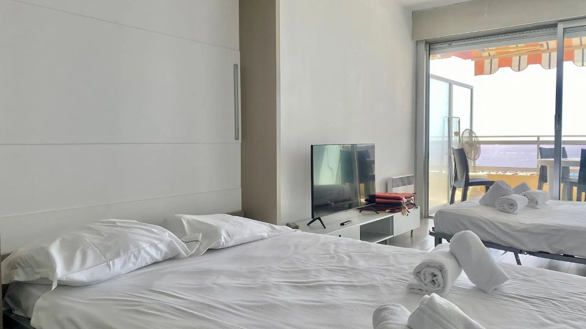 Le Diplomat, Vue Mer, Cosy Menton Apartment